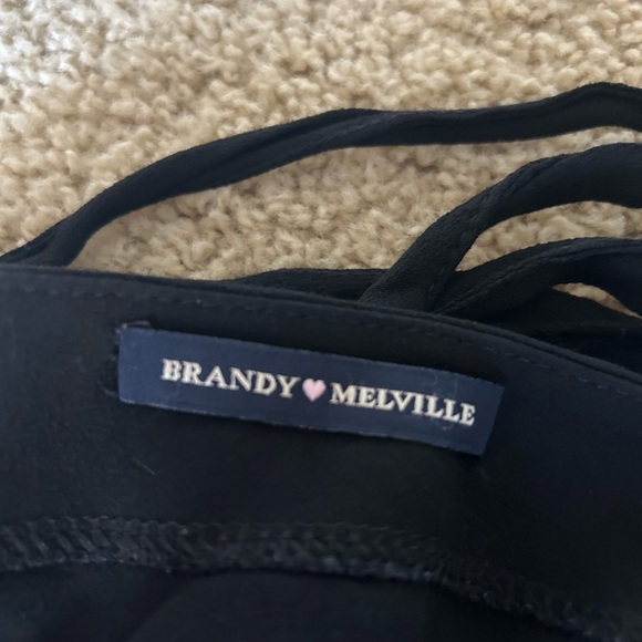 BLACK BRANDY MELVILLE WRAP SKIRT - Picture 3 of 3